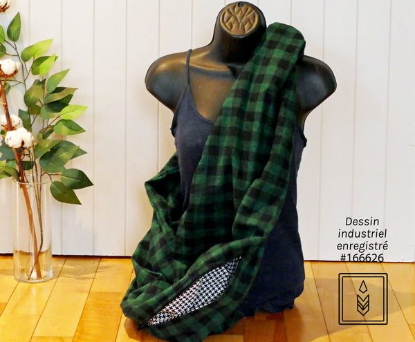 Winter scarf in green and black checkered flannel for women