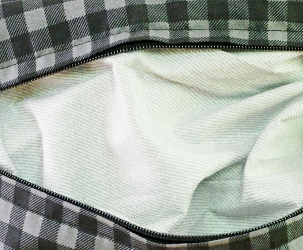 Gray and black plaid scarf