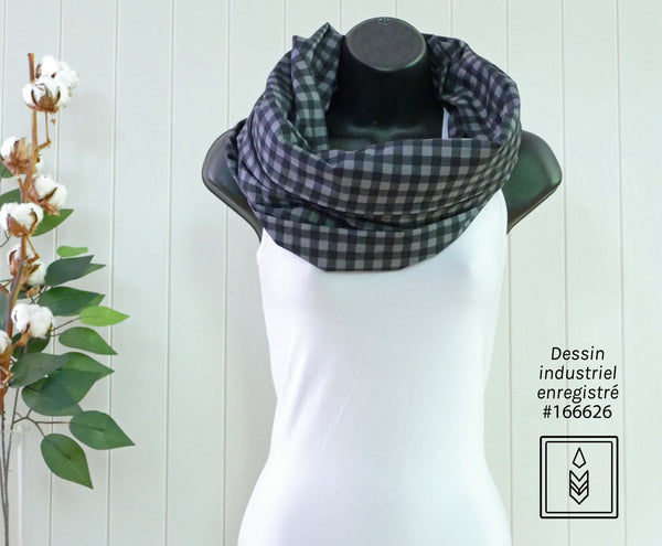 Gray and black plaid scarf