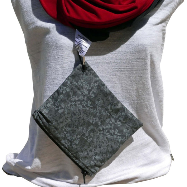 Petite pochette pour foulard multifonction