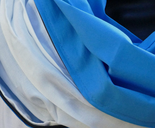 Foulard multifonction en bambou bleu océan – voyage, plage et visites culturelles en toute liberté
