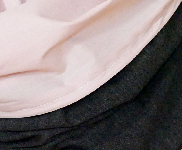 Foulard multifonction 5-en-1 en bambou rose pâle – léger, élégant et parfait pour l’été