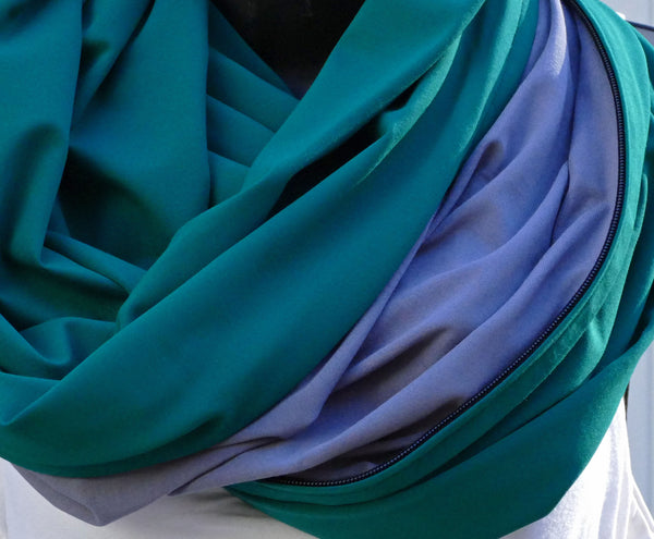 5-in-1 Multifunctional Bamboo Scarf in Forest Green – Hiking, Outdoors and Lightweight Adventure