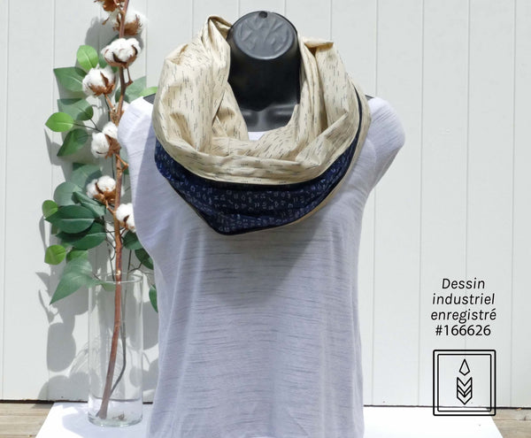 Beige infinity scarf with arrows patterns