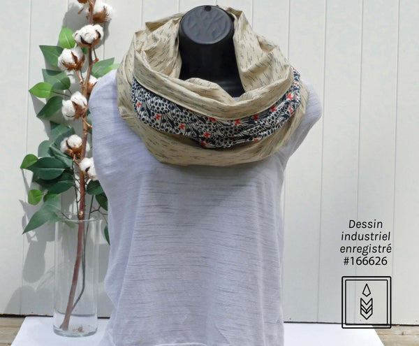 Beige infinity scarf with arrows patterns