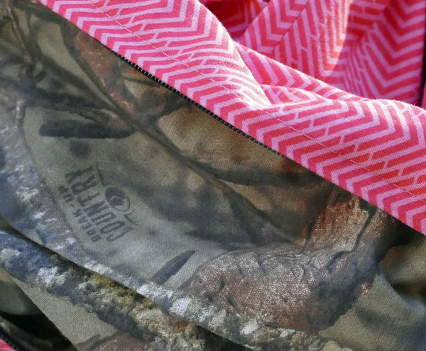 5-in-1 multifunctional pink chevron scarf – casual elegance and everyday freedom