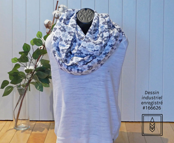 White infinity scarf with grey diamond patterns