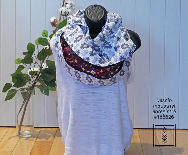 White infinity scarf with grey diamond patterns