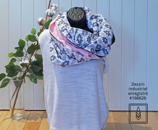 White infinity scarf with grey diamond patterns