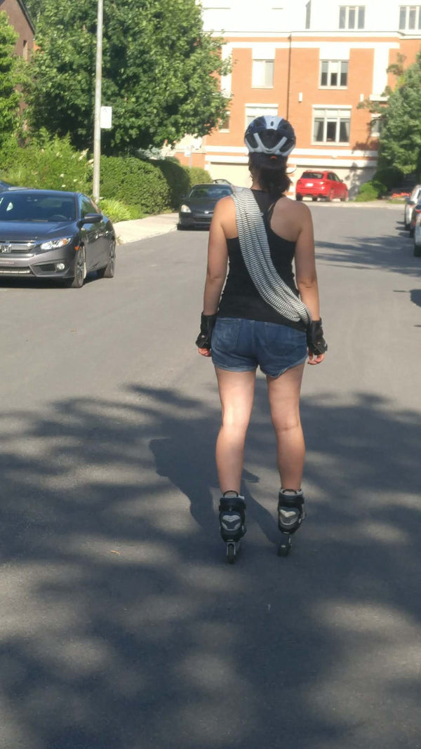 5-in-1 multifunctional orange bamboo scarf – practical, energetic and perfect for moving