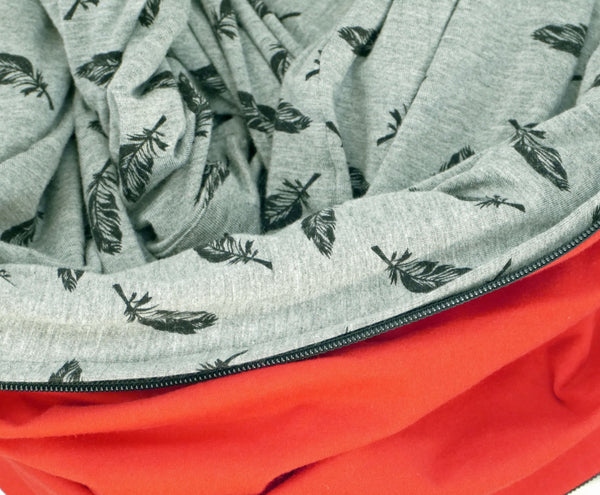 Gray bamboo scarf with feather patterns
